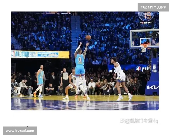 2023 NBA中国赛精彩回顾:篮球盛宴点燃上海与深圳激情对决 2023 NBA中国赛精彩回顾:篮球盛宴点燃上海与深圳激情对决