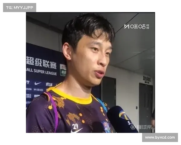 差点斩获赛季首球巴顿坦言缺少感觉未把握住机会对不起杨帆 差点斩获赛季首球巴顿坦言缺少感觉未把握住机会对不起杨帆